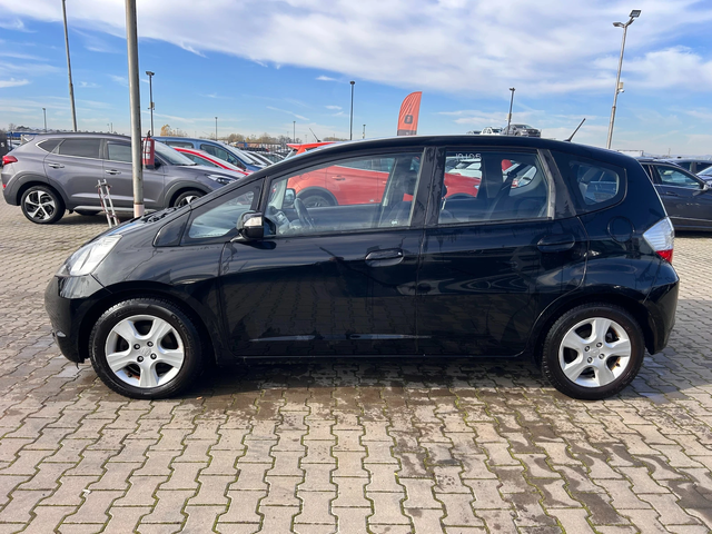 Honda Jazz 1.4i EURO 5 - автомобили, коли, обяви за нови и употребявани 8