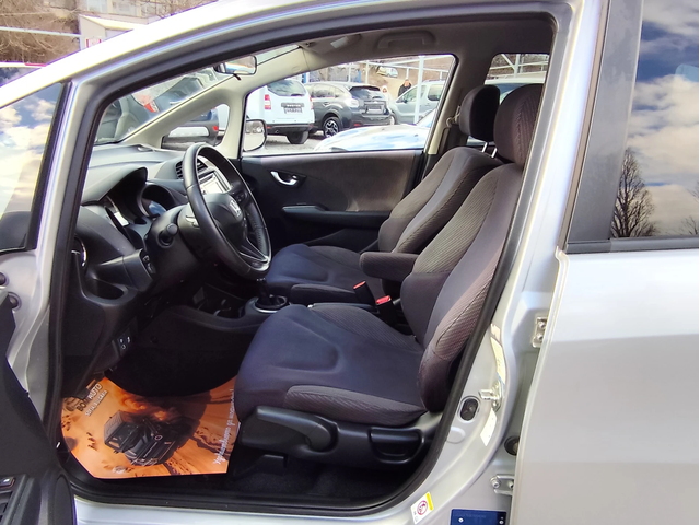 Honda Jazz 1.4i* EURO-5B* KLIMATRONIK* - автомобили, коли, обяви за нови и употребявани 6