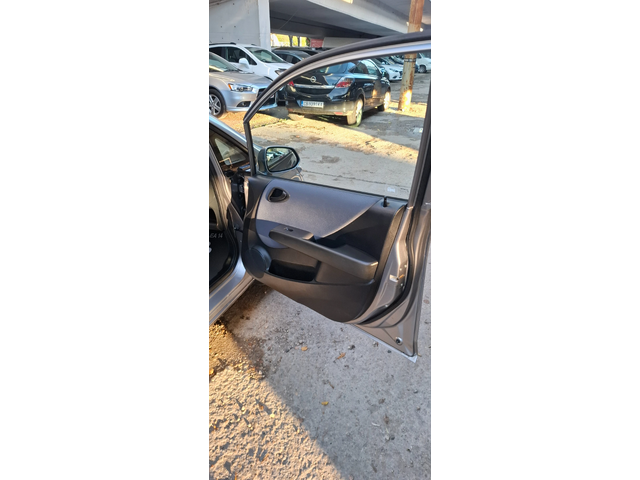 Honda Jazz 1.2 бензин 126000 - автомобили, коли, обяви за нови и употребявани 11