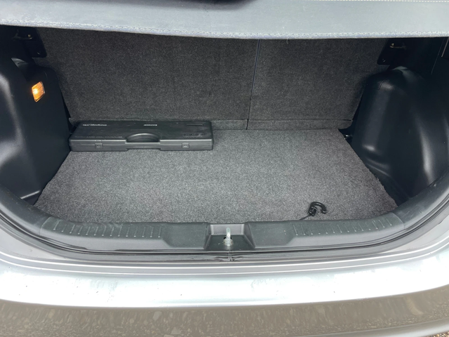 Honda Jazz 1.2-80-ITALIA - автомобили, коли, обяви за нови и употребявани 10