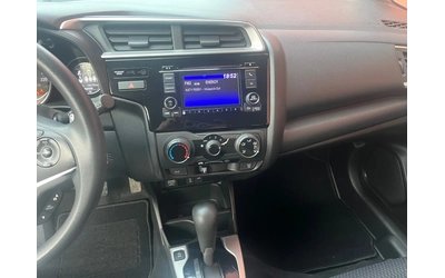 Honda Jazz 1.3i Automt - автомобили, коли, обяви за нови и употребявани 6