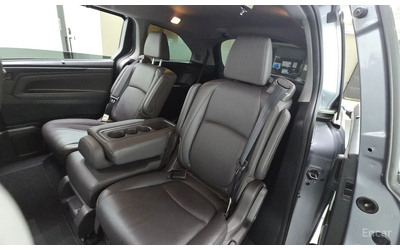 Honda Odyssey * ПОДГРЕВ* ОБДУХВАНЕ* КОЖА* ПАНОРАМА* FULL* КРАЙНА - автомобили, коли, обяви за нови и употребявани 8