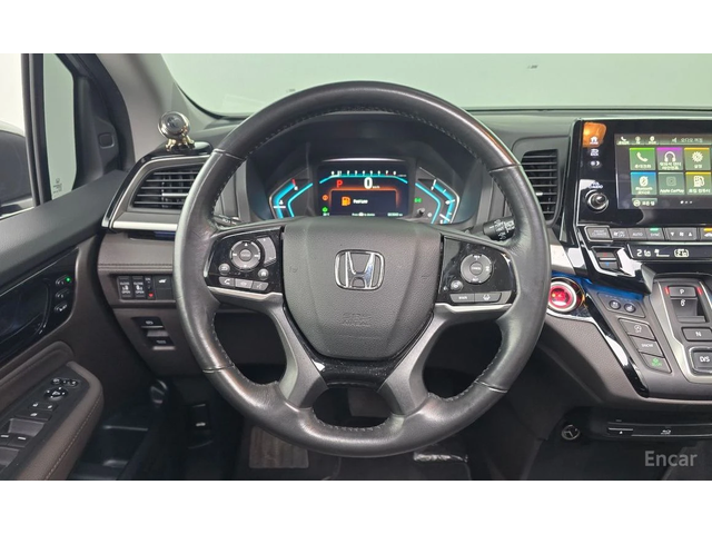 Honda Odyssey * ПОДГРЕВ* ОБДУХВАНЕ* КОЖА* ПАНОРАМА* FULL* КРАЙНА - автомобили, коли, обяви за нови и употребявани 9