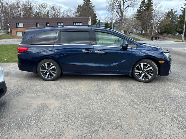 Honda Odyssey Touring| ШИБИДАХ| ПОДГЕВИ| ОБДУХВАНЕ| КЛИП| CARFAX - автомобили, коли, обяви за нови и употребявани 4