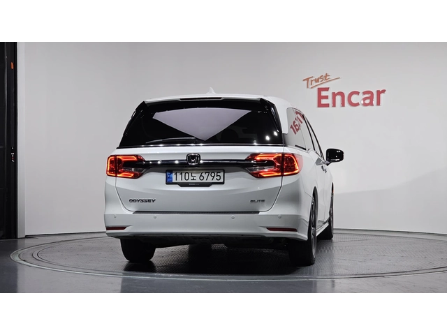 Honda Odyssey ELITE* FULL* ОБДУХ* ЛИЗИНГ - автомобили, коли, обяви за нови и употребявани 3