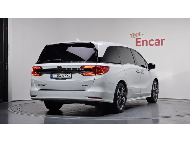 Honda Odyssey ELITE* FULL* ОБДУХ* ЛИЗИНГ - автомобили, коли, обяви за нови и употребявани 1