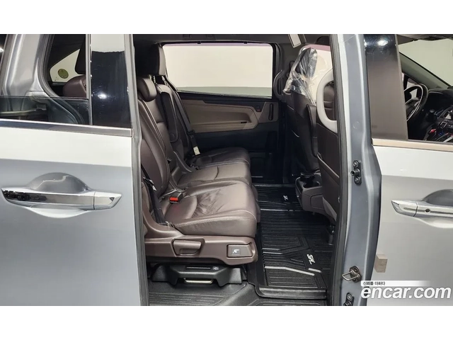 Honda Odyssey КОЖА| FWD| КАМЕРА| ЛИЗИНГ С ОДОБРЕНИЕ ДО 1 ЧАС - автомобили, коли, обяви за нови и употребявани 8