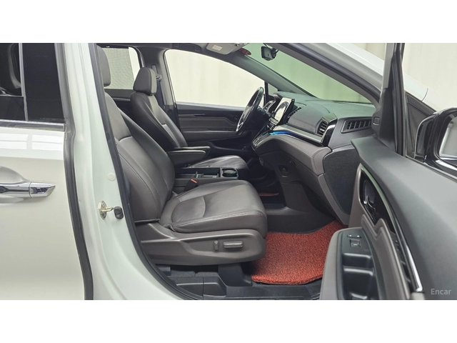 Honda Odyssey 3.5* ELITE* ПОДГРЕВ* ОБДУХВАНЕ* TV* ШИБИДАХ* - автомобили, коли, обяви за нови и употребявани 9