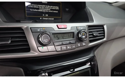 Honda Odyssey 3.5 V6 i-VTEC * 7 МЕСТА * СИВ КОЖЕН САЛОН * КАМЕРА - автомобили, коли, обяви за нови и употребявани 9