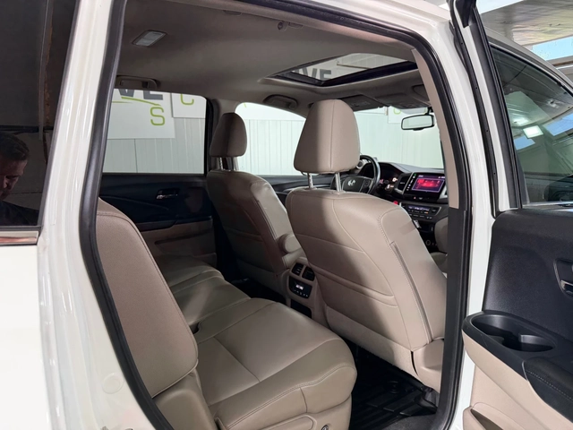 Honda Pilot 3.5* AWD* TOURING* - автомобили, коли, обяви за нови и употребявани 9