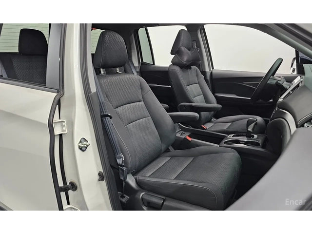 Honda Ridgeline 3.5 V6 AWD * LANE ASSIST * KEYLESS GO * - автомобили, коли, обяви за нови и употребявани 6
