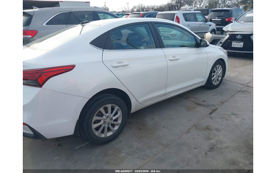 Hyundai Accent 1.6L I-4 DI, DOHC, VVT, 120HP Front Wheel Drive - автомобили, коли, обяви за нови и употребявани 11