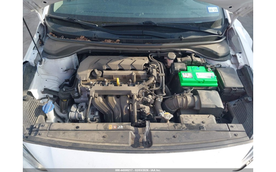 Hyundai Accent 1.6L I-4 DI, DOHC, VVT, 120HP Front Wheel Drive - автомобили, коли, обяви за нови и употребявани 9