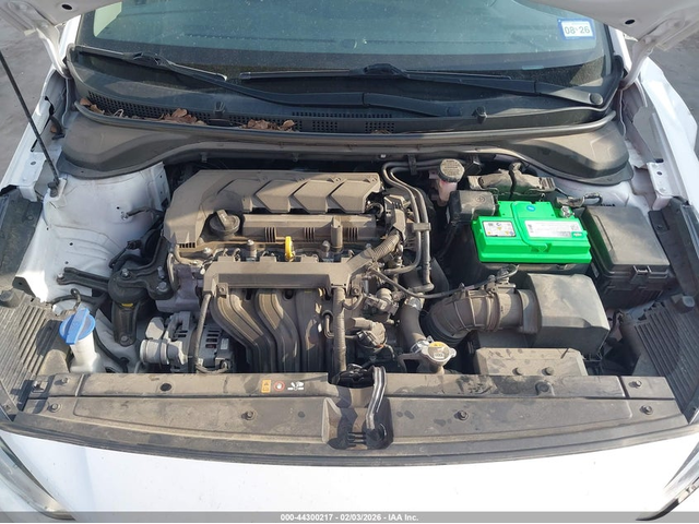 Hyundai Accent 1.6L I-4 DI, DOHC, VVT, 120HP Front Wheel Drive - автомобили, коли, обяви за нови и употребявани 9