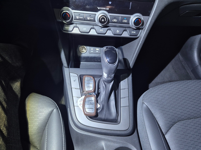 Hyundai Avante (Elantra) - автомобили, коли, обяви за нови и употребявани 14