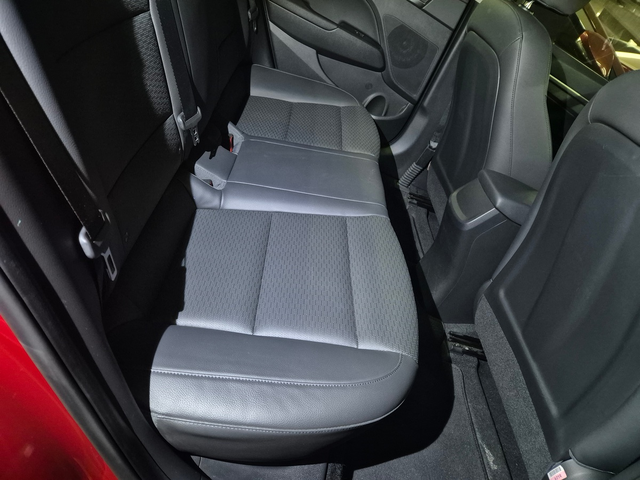 Hyundai Avante (Elantra) - автомобили, коли, обяви за нови и употребявани 16