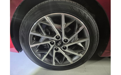 Hyundai Avante (Elantra) - автомобили, коли, обяви за нови и употребявани 17