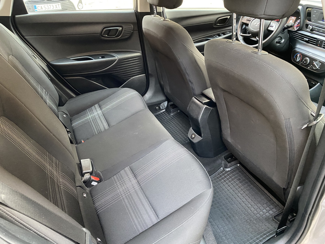 Hyundai Bayon 1.2 MPi (84 кс) - автомобили, коли, обяви за нови и употребявани 12