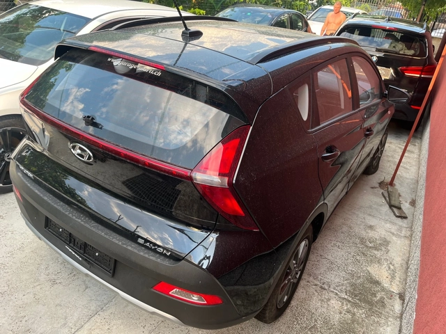 Hyundai Bayon Bayon 1.0t 326km - автомобили, коли, обяви за нови и употребявани 3