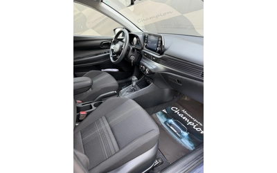 Hyundai Bayon - автомобили, коли, обяви за нови и употребявани 11