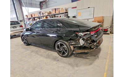 hyundai-elantra-1-6l-4-front-wheel-drive - 1