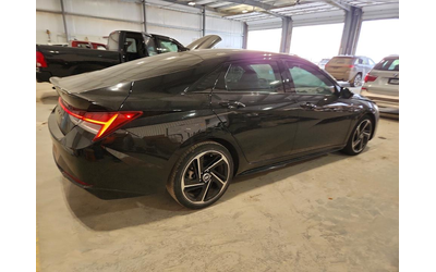 hyundai-elantra-1-6l-4-front-wheel-drive - 2