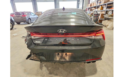 hyundai-elantra-1-6l-4-front-wheel-drive - 5