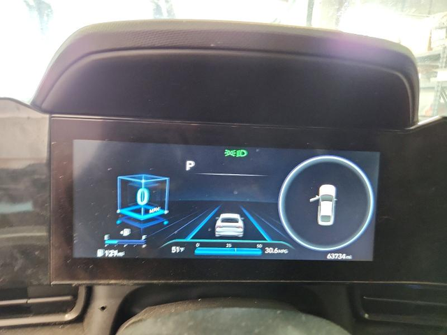 Hyundai Elantra 1.6L 4 Front-wheel Drive - автомобили, коли, обяви за нови и употребявани 8