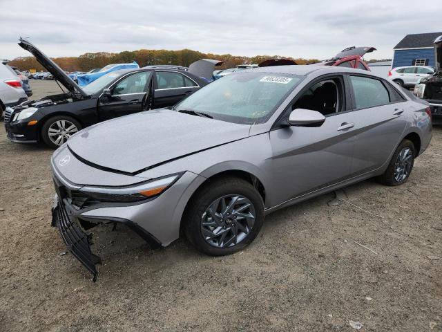 Hyundai Elantra 1.6L 4 Front-wheel Drive - автомобили, коли, обяви за нови и употребявани 0