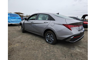 hyundai-elantra-1-6l-4-front-wheel-drive - 1