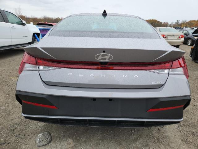 Hyundai Elantra 1.6L 4 Front-wheel Drive - автомобили, коли, обяви за нови и употребявани 5
