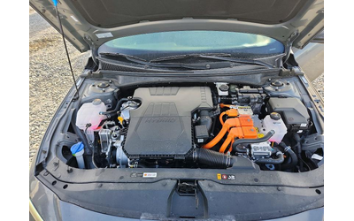 Hyundai Elantra 1.6L 4 FRONT WHEEL DRIVE - автомобили, коли, обяви за нови и употребявани 10