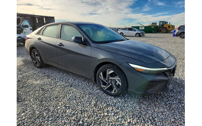 hyundai-elantra-1-6l-4-front-wheel-drive - 3