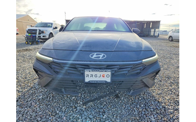 hyundai-elantra-1-6l-4-front-wheel-drive - 4