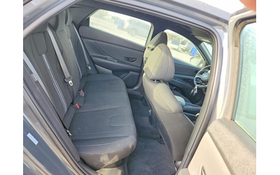 Hyundai Elantra 1.6L 4 FRONT WHEEL DRIVE - автомобили, коли, обяви за нови и употребявани 9