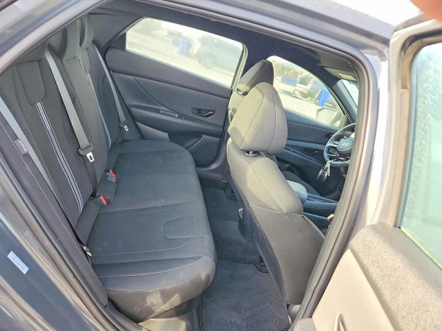 Hyundai Elantra 1.6L 4 FRONT WHEEL DRIVE - автомобили, коли, обяви за нови и употребявани 9