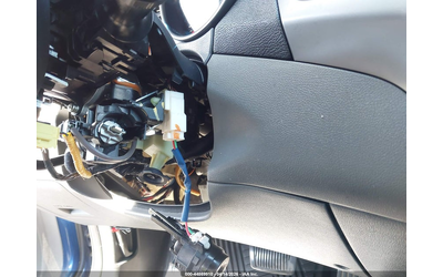 hyundai-elantra-1-8l-i-4-dohc-vvt-145hp-front-wheel-drive - 5