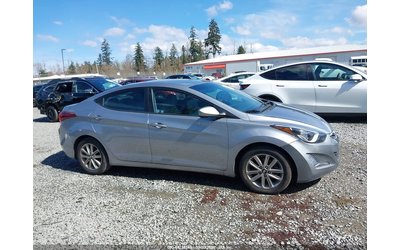 Hyundai Elantra 1.8L I-4 DOHC, VVT, 145HP Front Wheel Drive - автомобили, коли, обяви за нови и употребявани 11