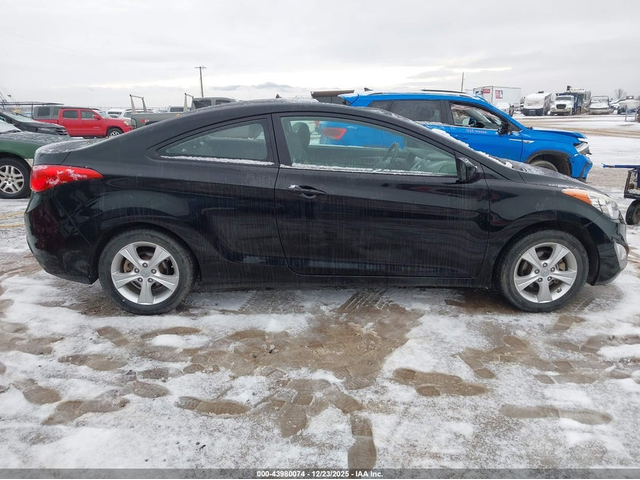Hyundai Elantra 1.8L I-4 DOHC, VVT, 148HP Front Wheel Drive - автомобили, коли, обяви за нови и употребявани 12