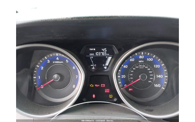 Hyundai Elantra 1.8L I-4 DOHC, VVT, 148HP Front Wheel Drive - автомобили, коли, обяви за нови и употребявани 14