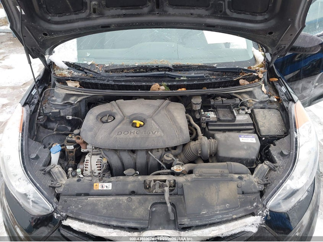 Hyundai Elantra 1.8L I-4 DOHC, VVT, 148HP Front Wheel Drive - автомобили, коли, обяви за нови и употребявани 9