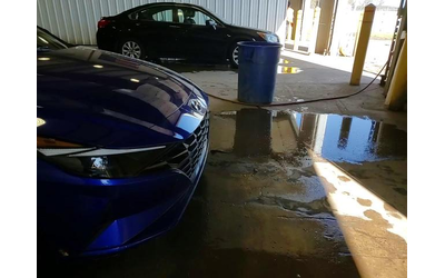 hyundai-elantra-2-0l-4-front-wheel-drive - 0