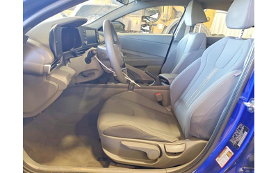 Hyundai Elantra 2.0L 4 FRONT WHEEL DRIVE - автомобили, коли, обяви за нови и употребявани 7