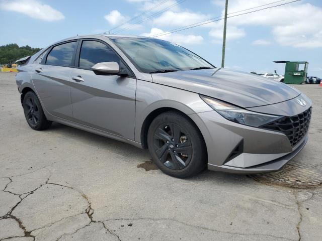 Hyundai Elantra 2.0L 4 FRONT WHEEL DRIVE - автомобили, коли, обяви за нови и употребявани 4