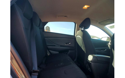 Hyundai Elantra 2.0L 4 Front Wheel Drive - автомобили, коли, обяви за нови и употребявани 10