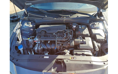 Hyundai Elantra 2.0L 4 Front Wheel Drive - автомобили, коли, обяви за нови и употребявани 11