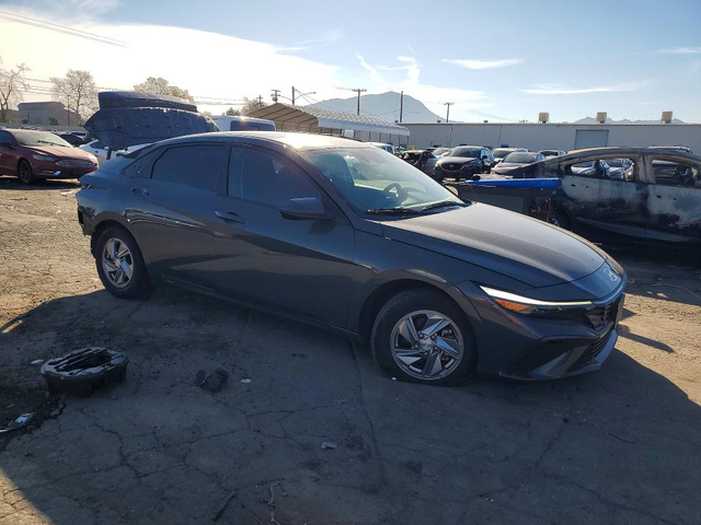 Hyundai Elantra 2.0L 4 Front Wheel Drive - автомобили, коли, обяви за нови и употребявани 4