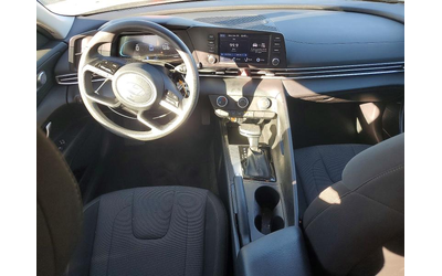 Hyundai Elantra 2.0L 4 Front Wheel Drive - автомобили, коли, обяви за нови и употребявани 8