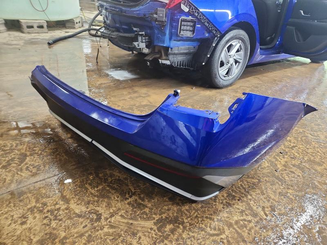 Hyundai Elantra 2.0L 4 Front Wheel Drive - автомобили, коли, обяви за нови и употребявани 13