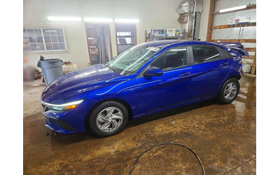 hyundai-elantra-2-0l-4-front-wheel-drive - 1